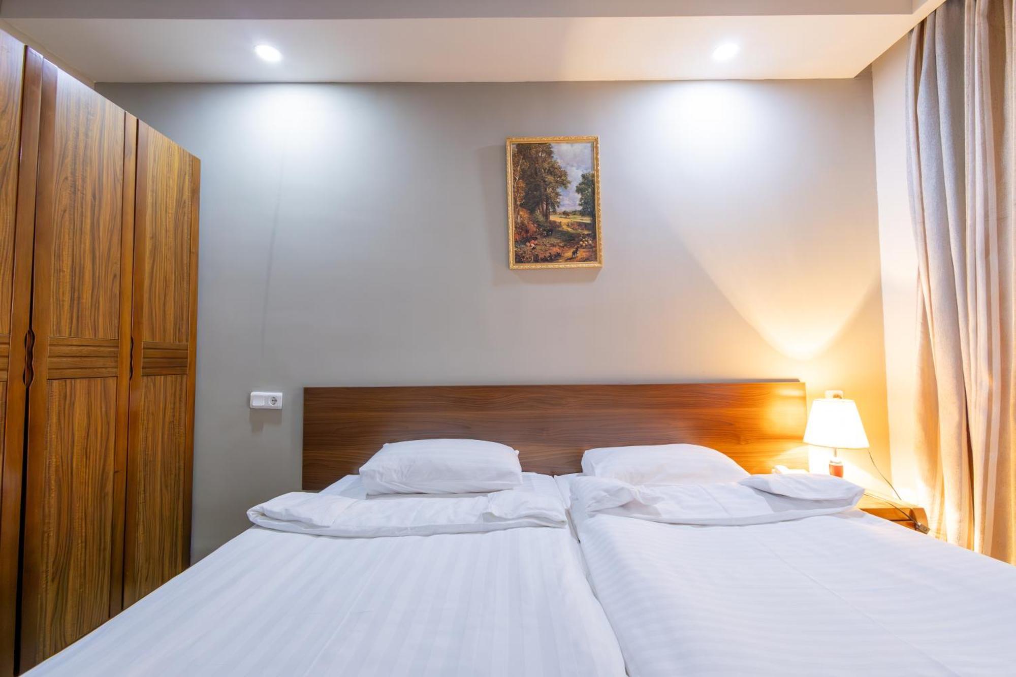 Gyumri Hotel Экстерьер фото