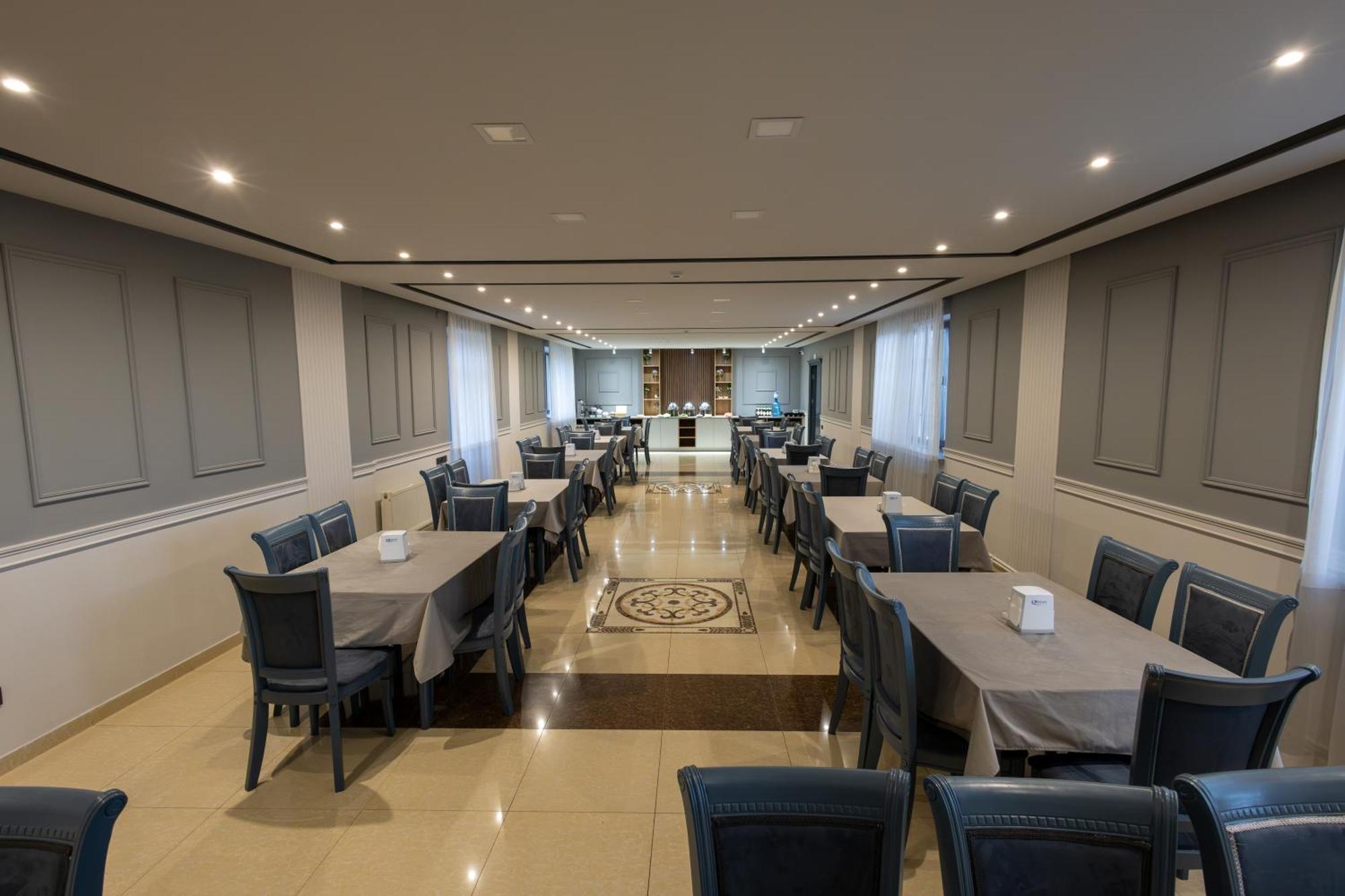 Gyumri Hotel Экстерьер фото