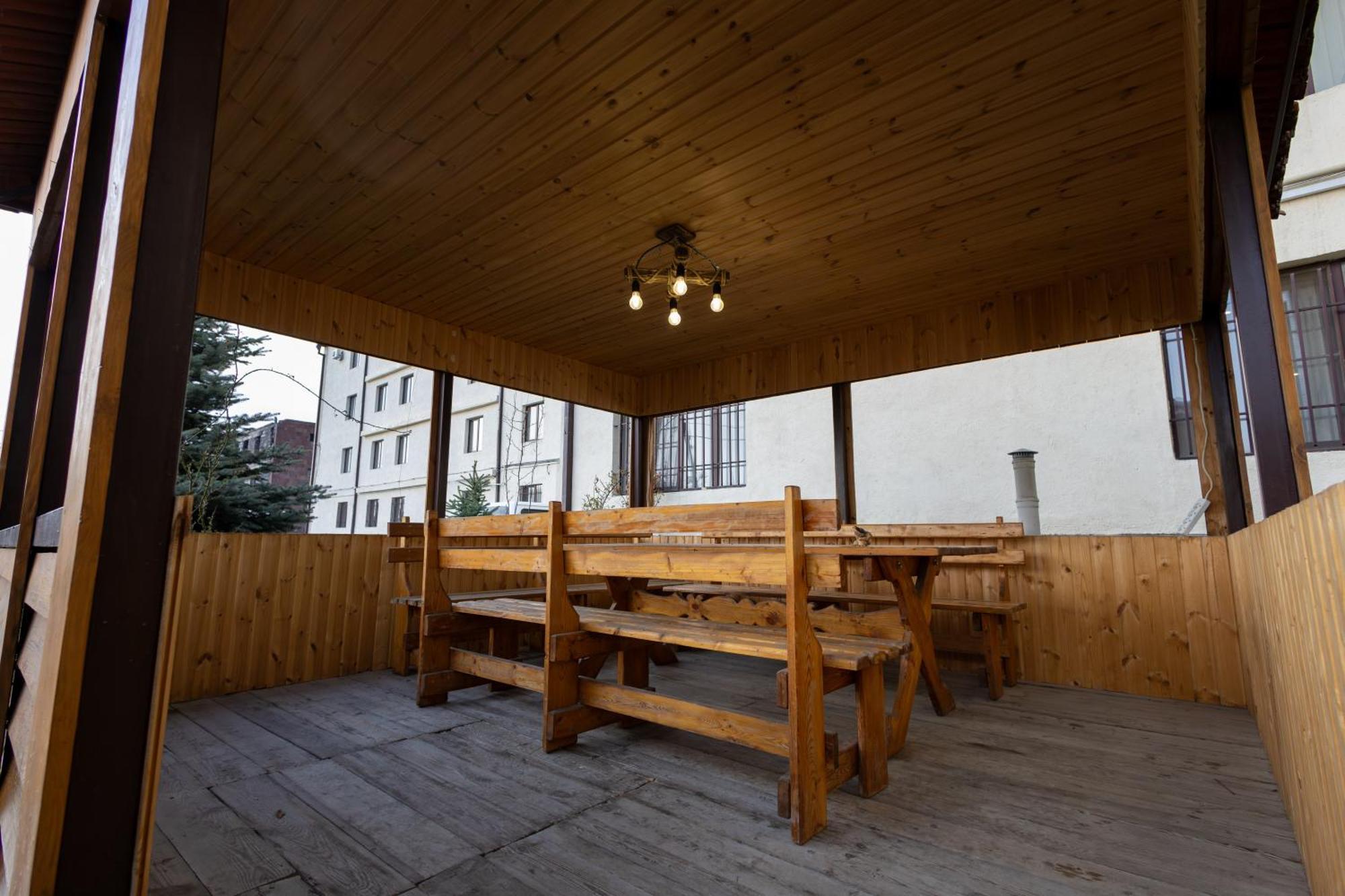 Gyumri Hotel Экстерьер фото