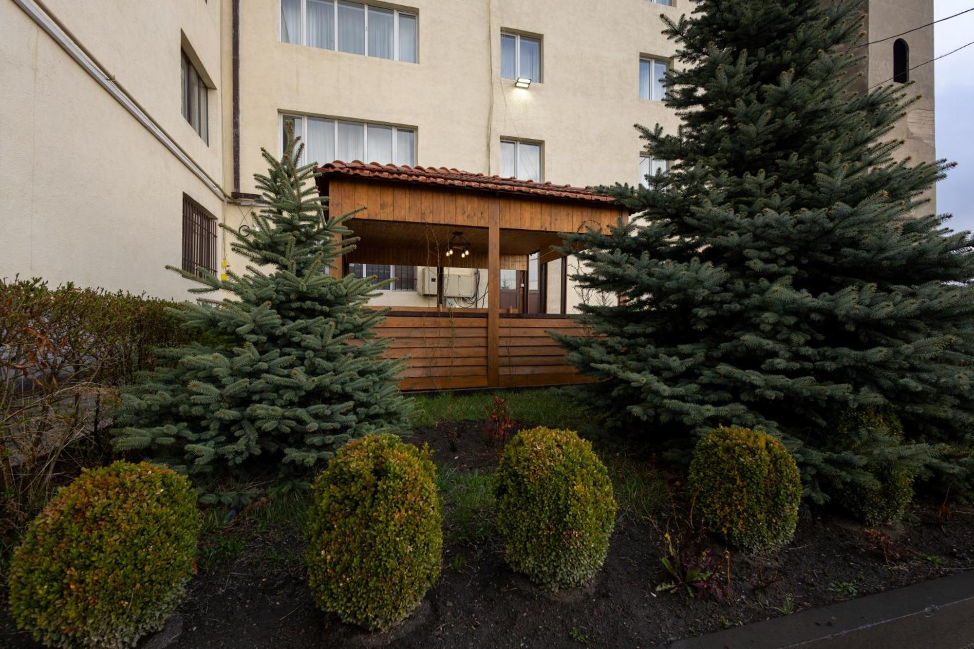 Gyumri Hotel Экстерьер фото