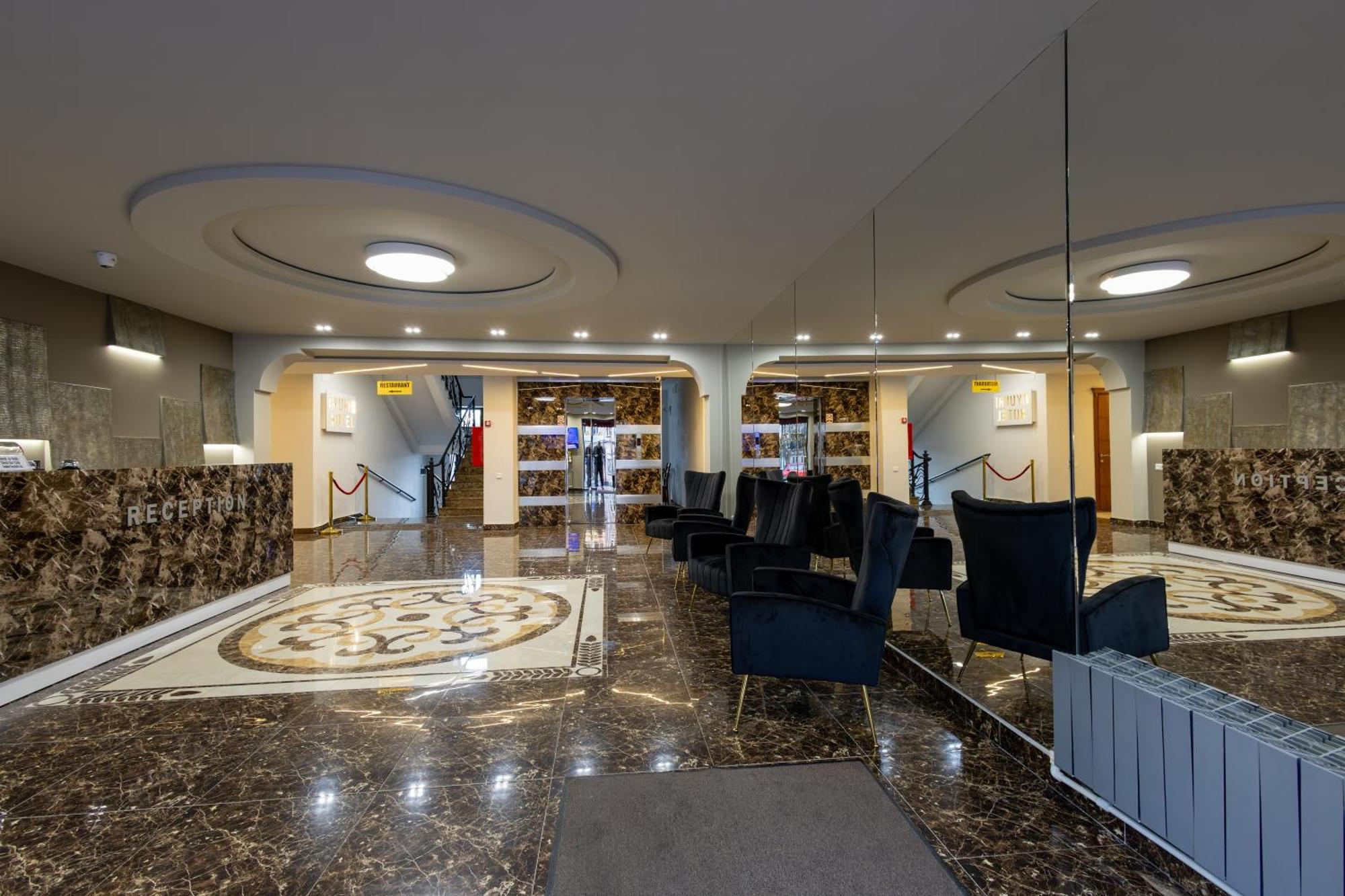 Gyumri Hotel Экстерьер фото