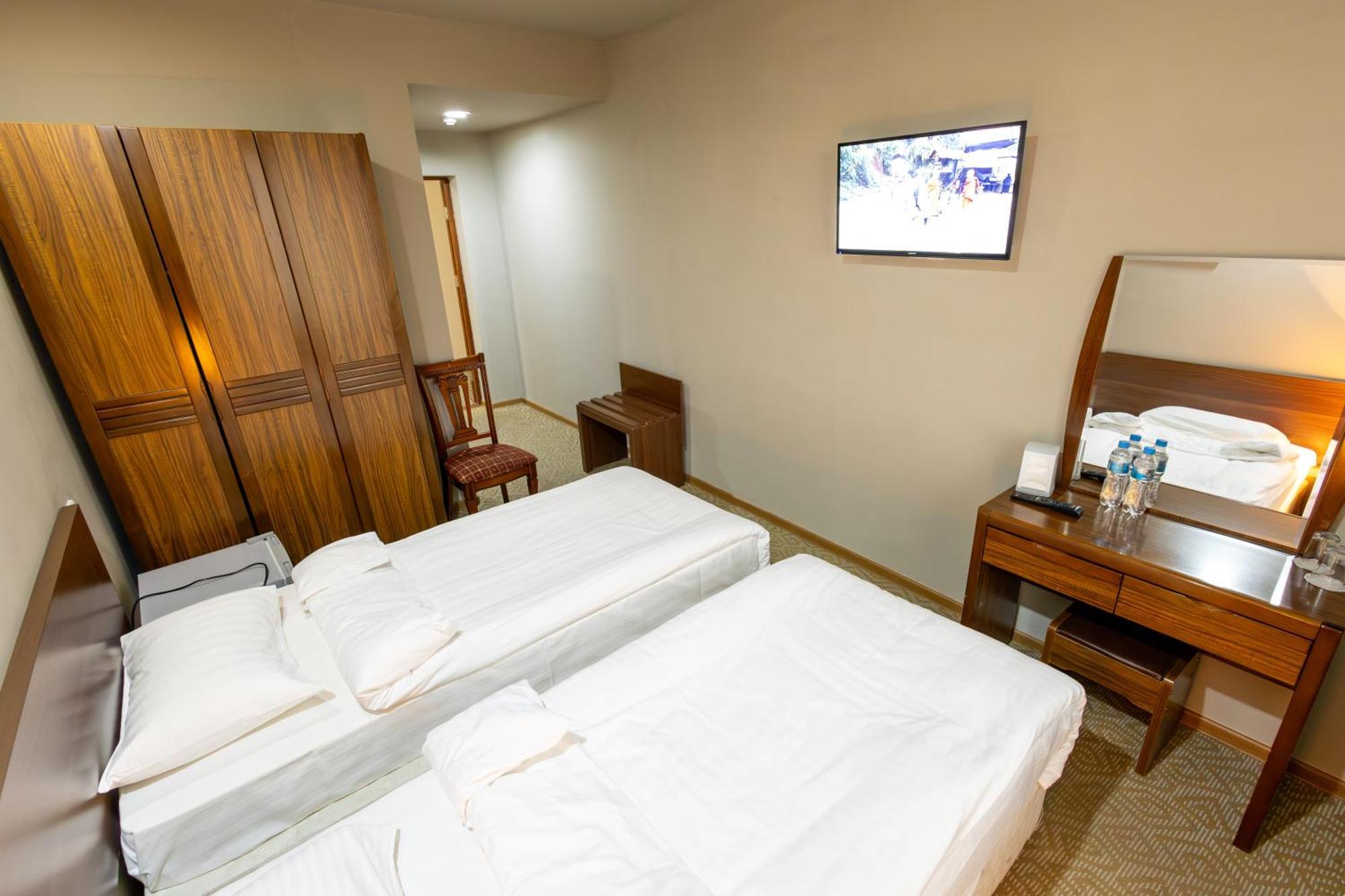 Gyumri Hotel Экстерьер фото