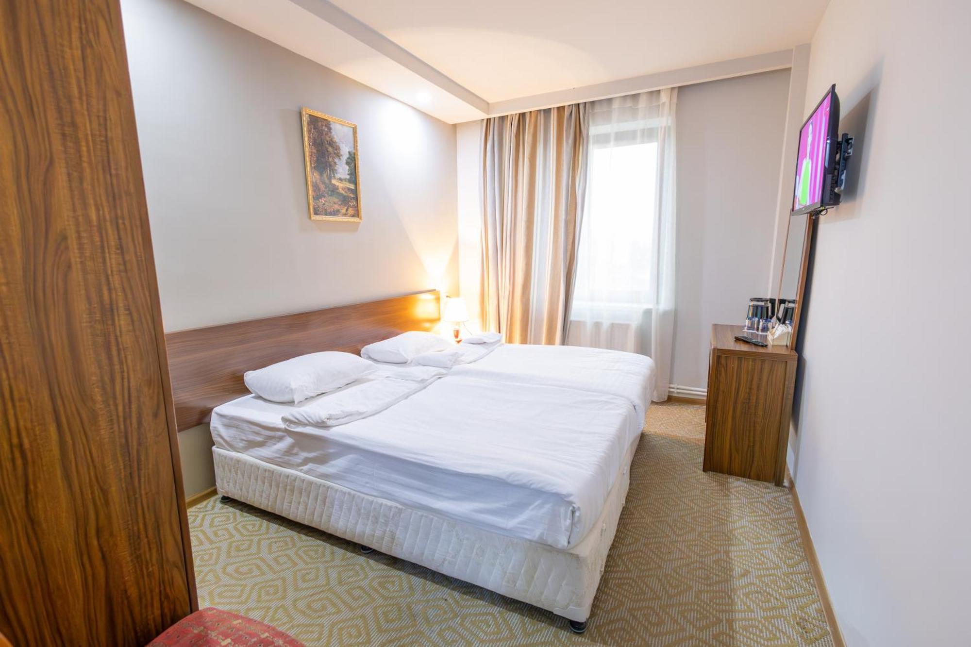 Gyumri Hotel Экстерьер фото