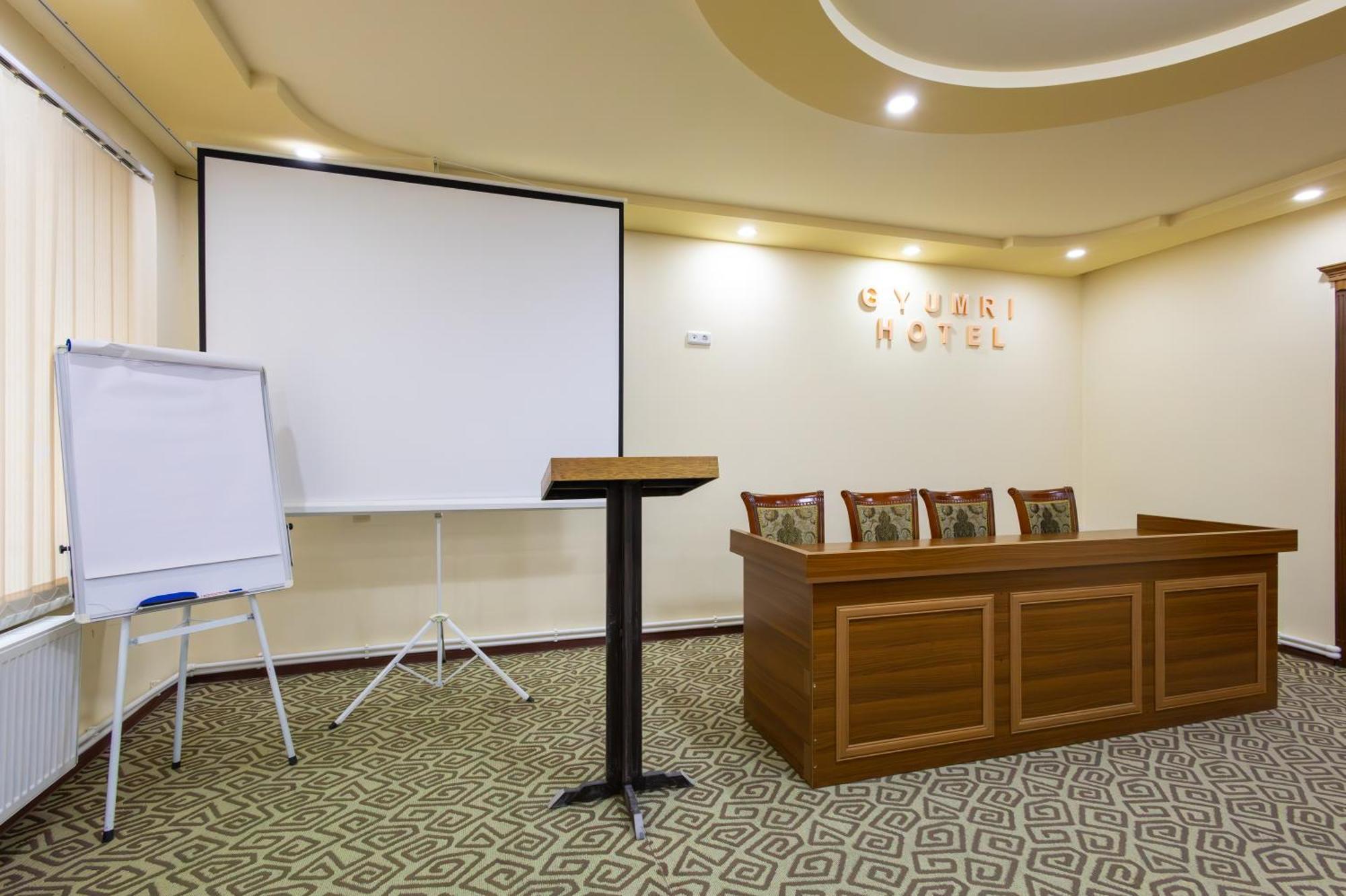 Gyumri Hotel Экстерьер фото