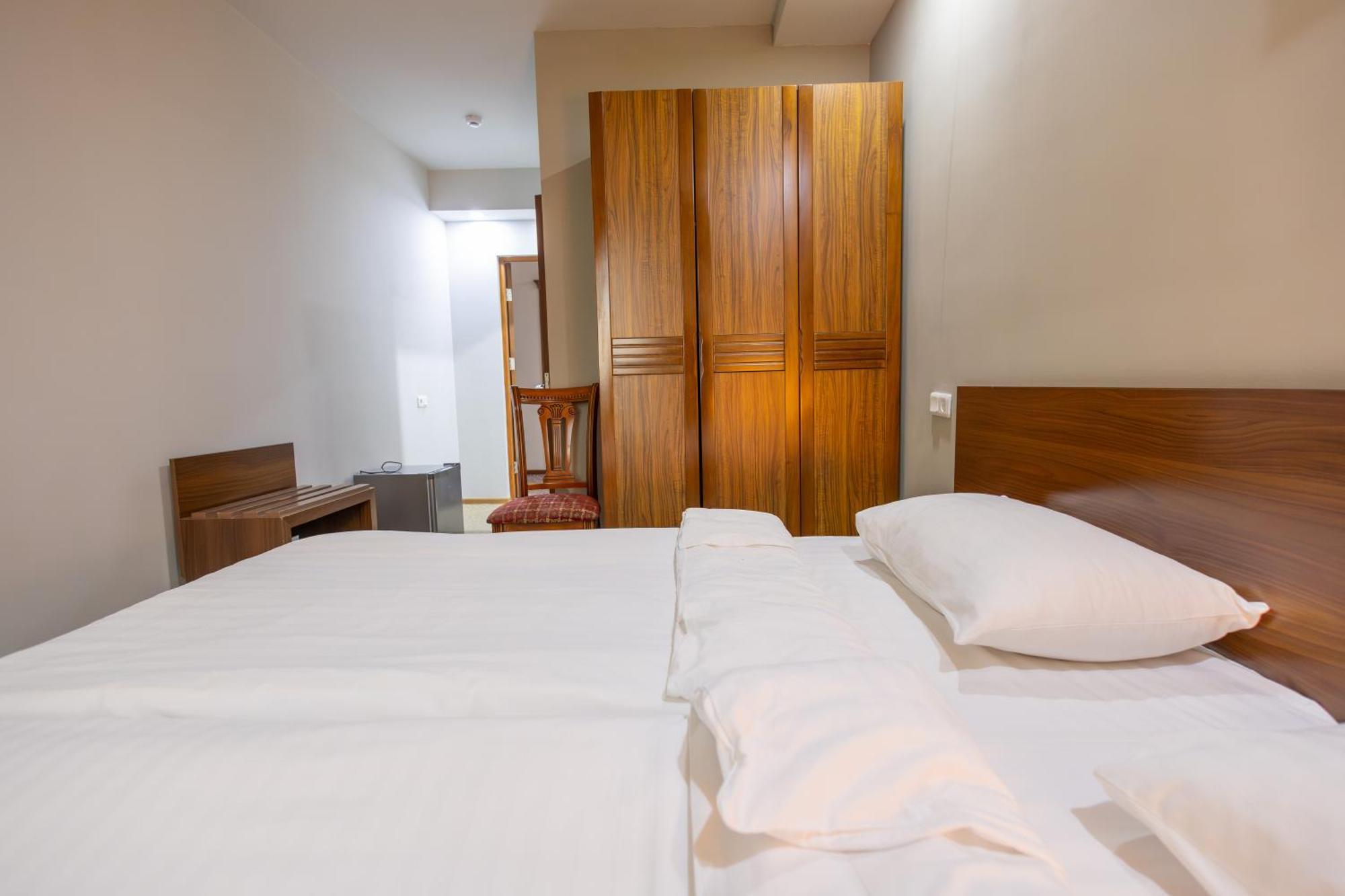 Gyumri Hotel Экстерьер фото