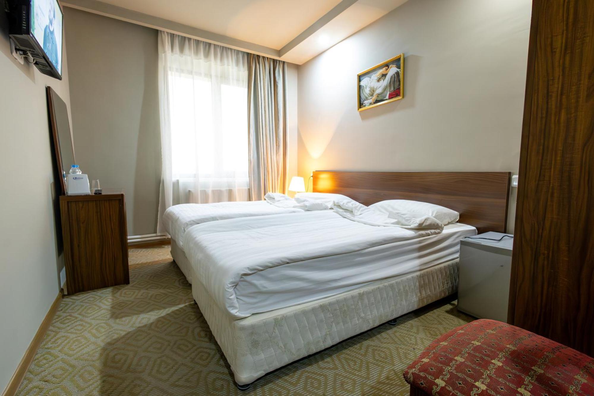 Gyumri Hotel Экстерьер фото