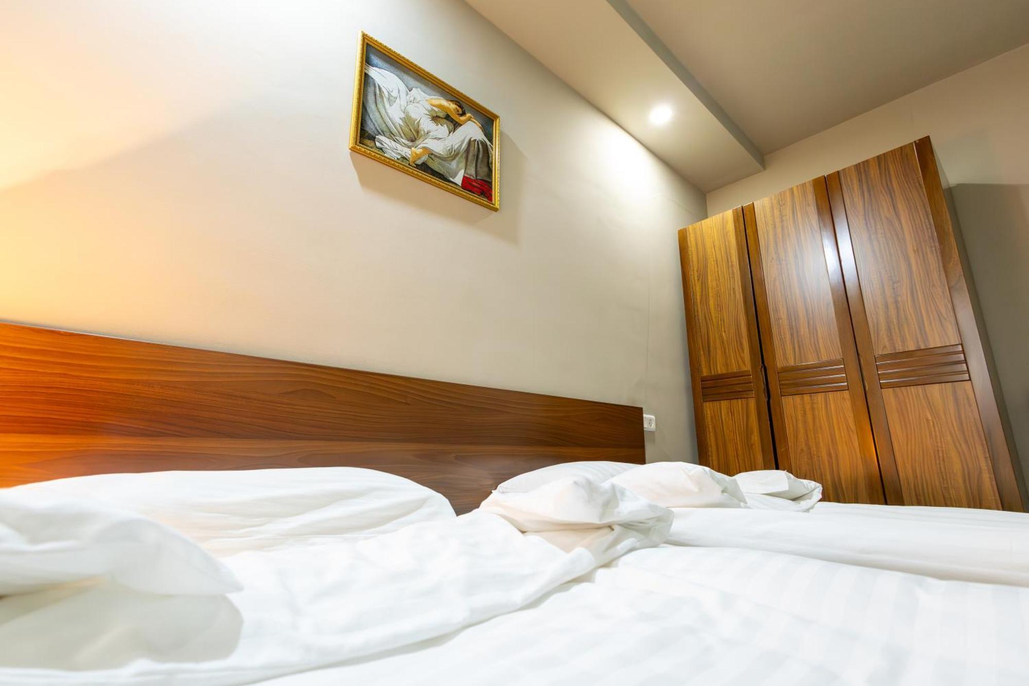 Gyumri Hotel Экстерьер фото